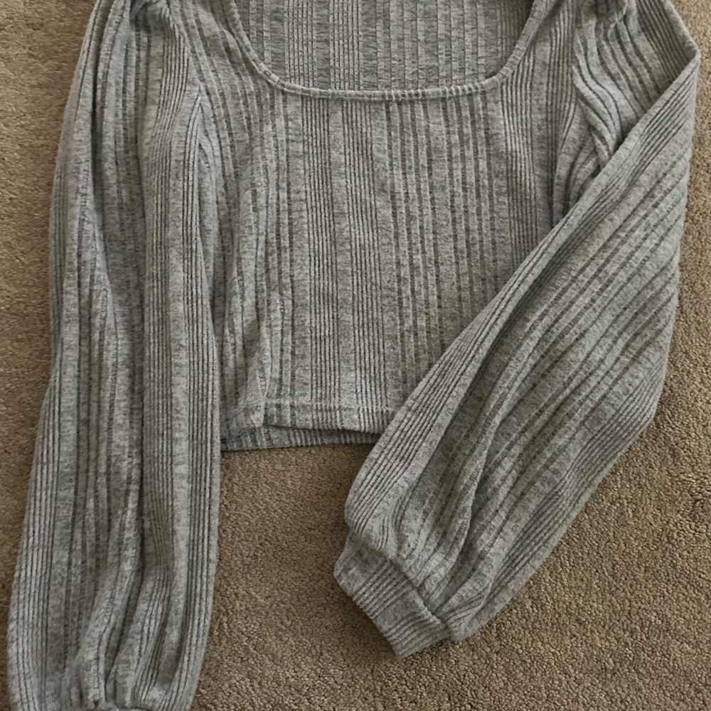 Gray Ribbed Long Sleeve Top